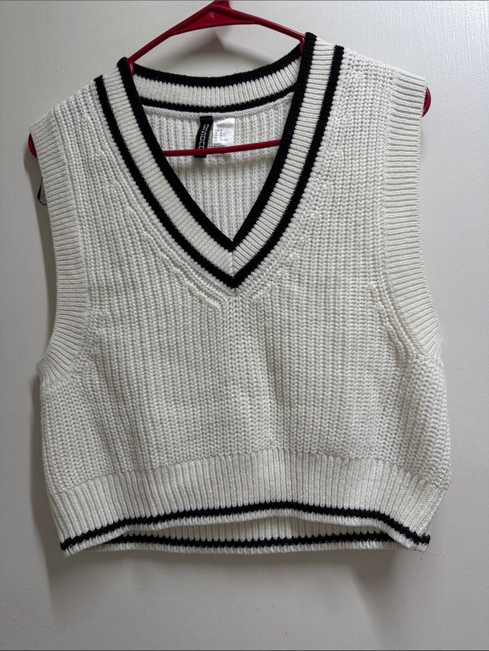 Divided White Knit V-Neck Vest with Black Trim